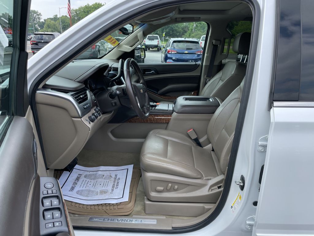 2017 Chevrolet Tahoe Image 11