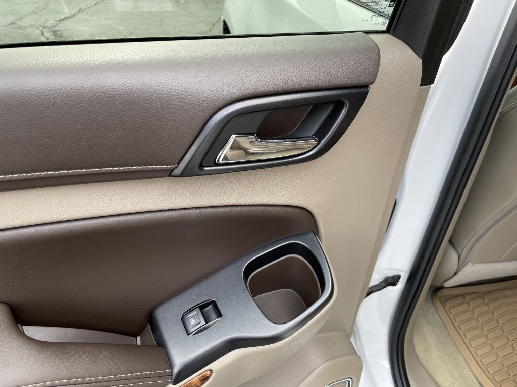 2017 Chevrolet Tahoe Image 19