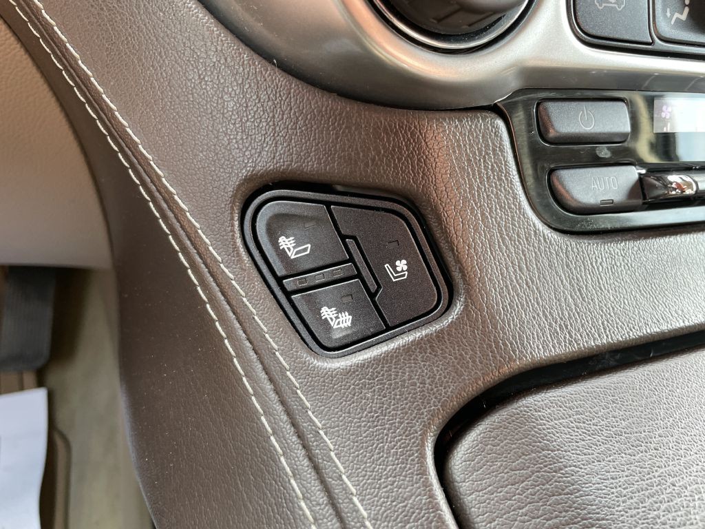 2017 Chevrolet Tahoe Image 23
