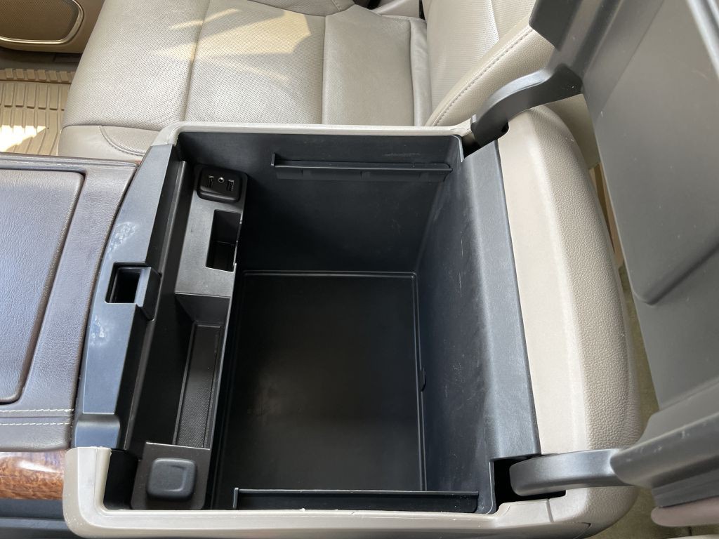 2017 Chevrolet Tahoe Image 27