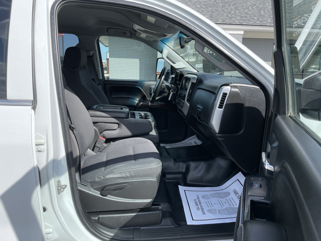 2015 GMC Sierra Image 14