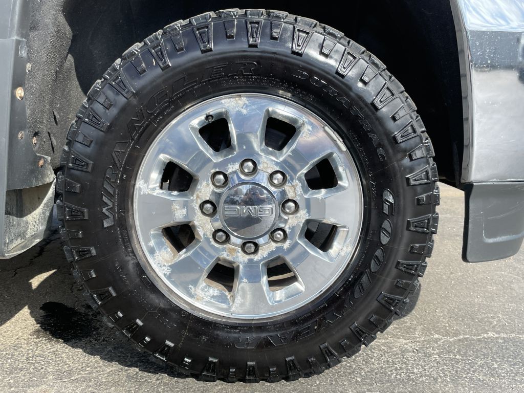 2015 GMC Sierra Image 30