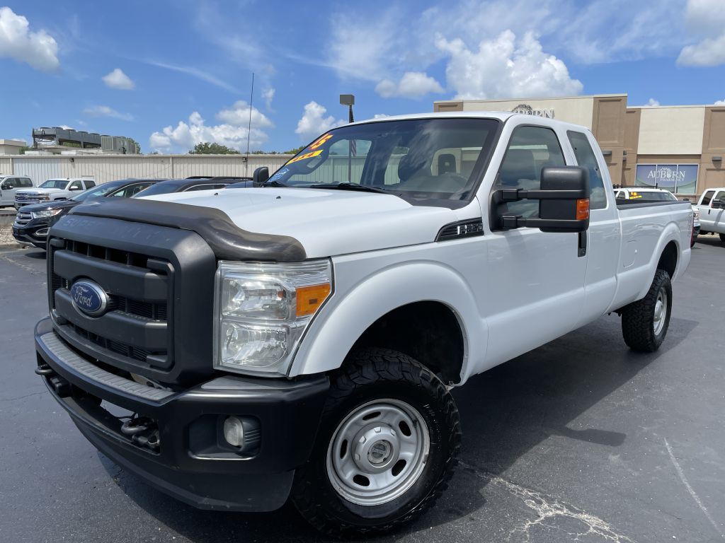 2015 Ford F-250 Image 3