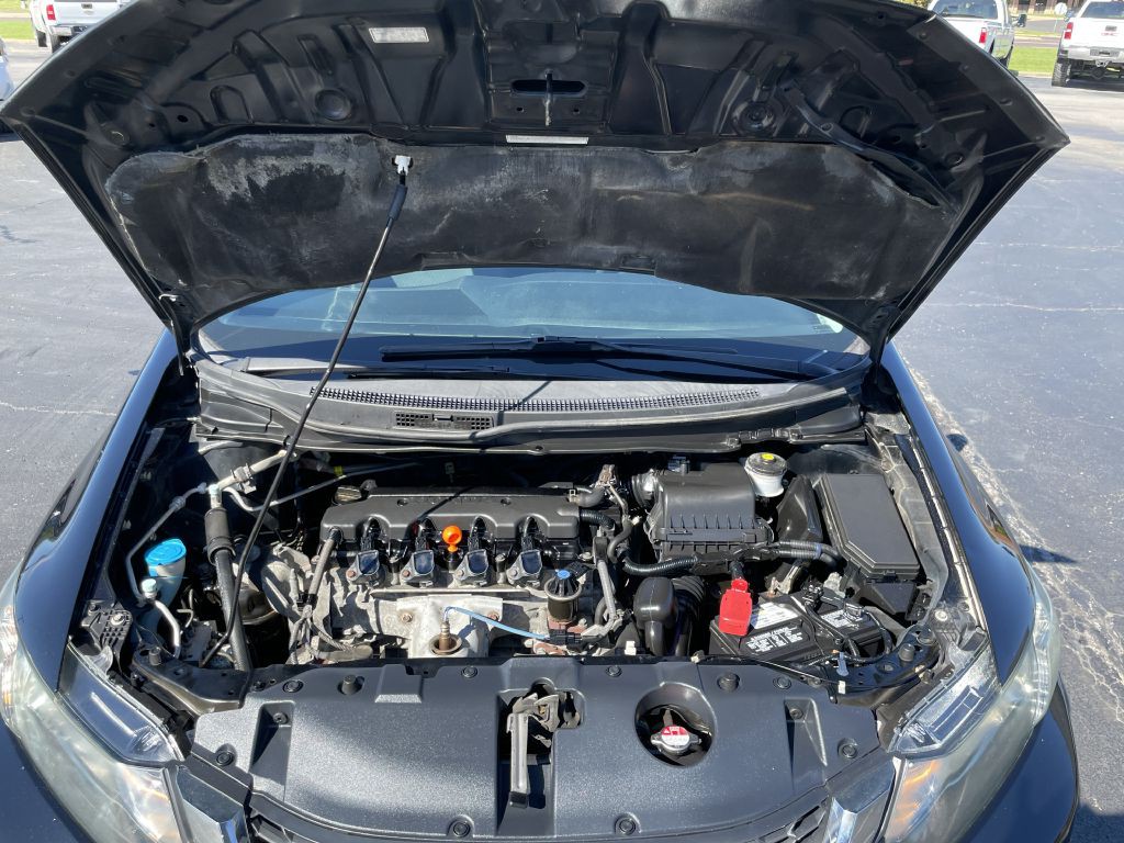 2015 Honda Civic Image 32