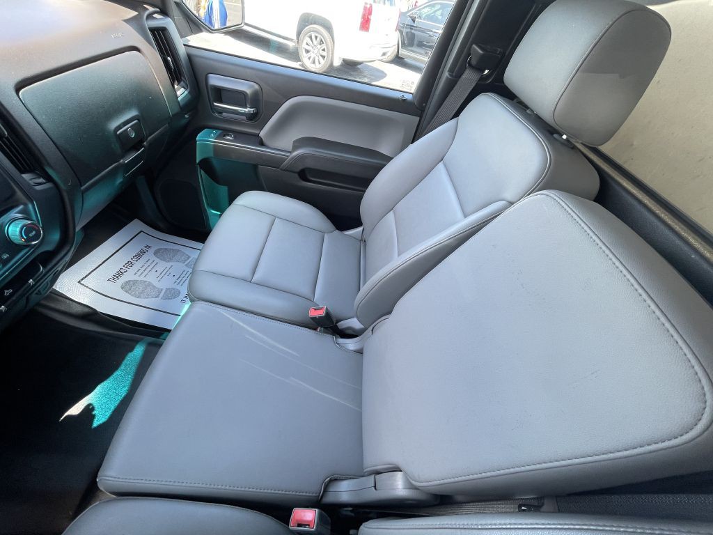 2018 Chevrolet Silverado 1500 Image 18