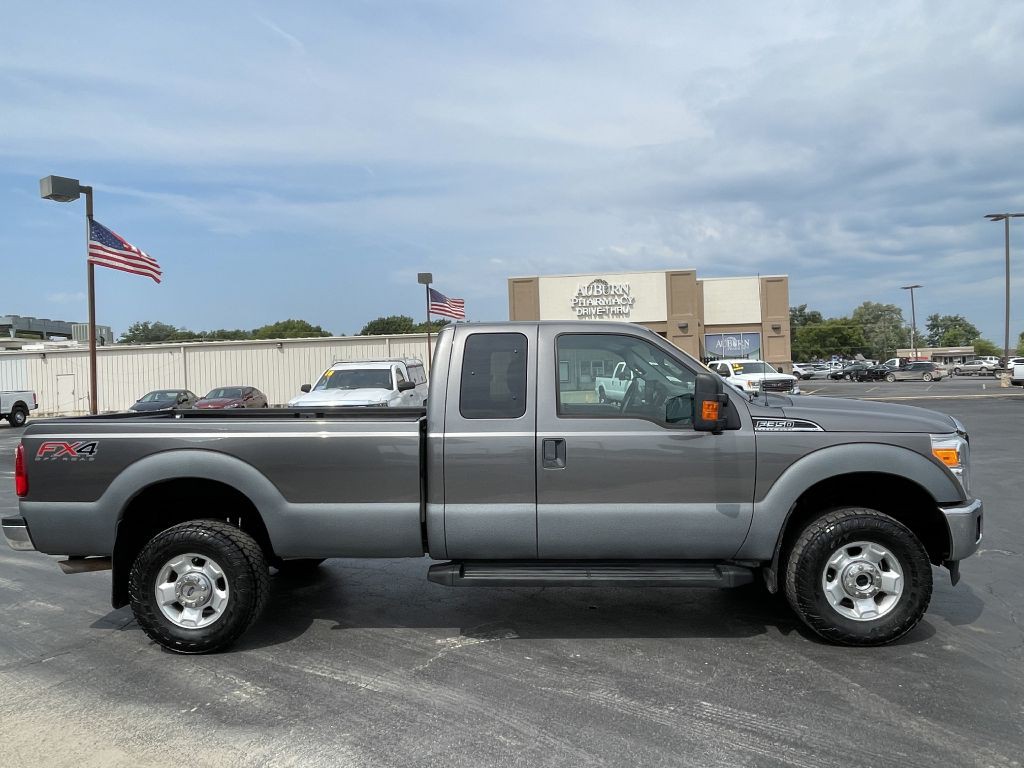 2012 Ford F-350 Image 7