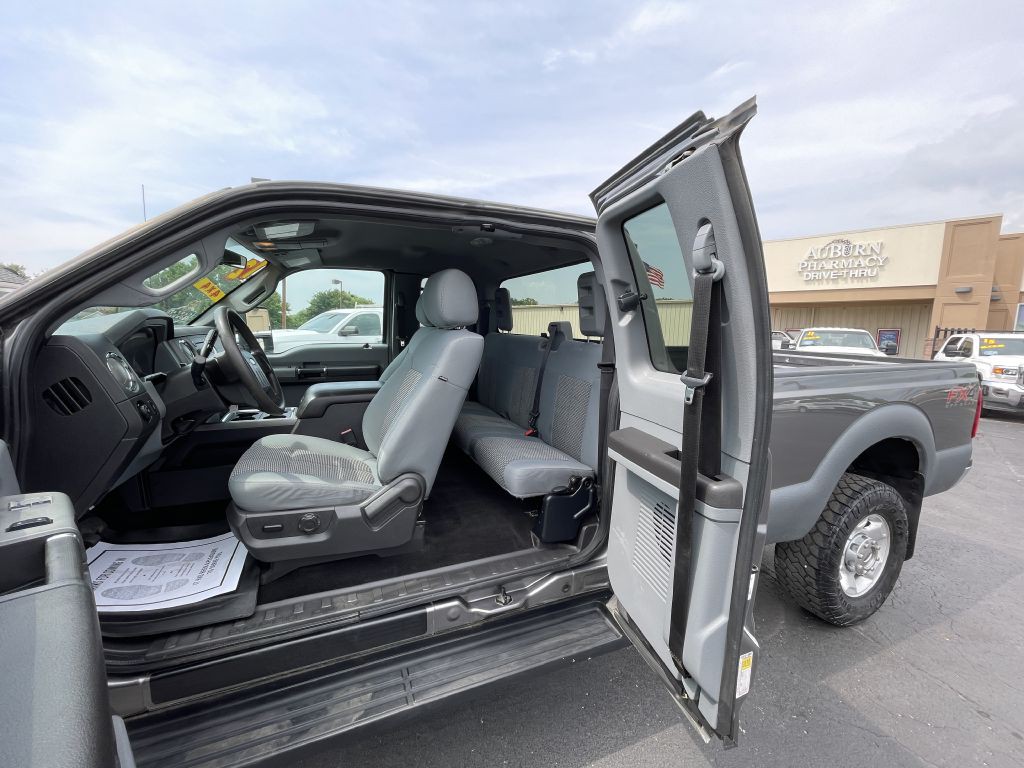 2012 Ford F-350 Image 11