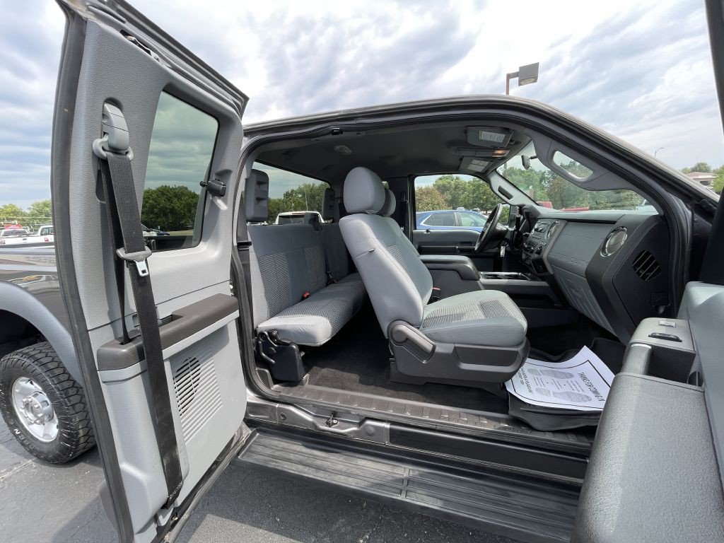 2012 Ford F-350 Image 16