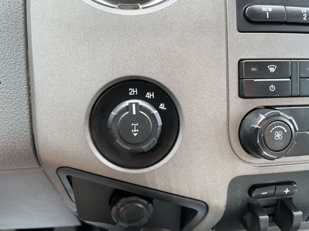 2012 Ford F-350 Image 19