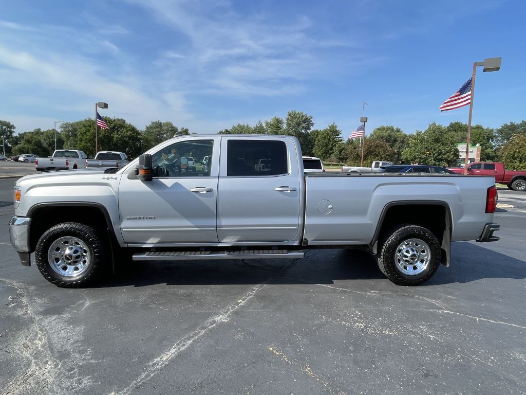 2018 GMC Sierra Image 4