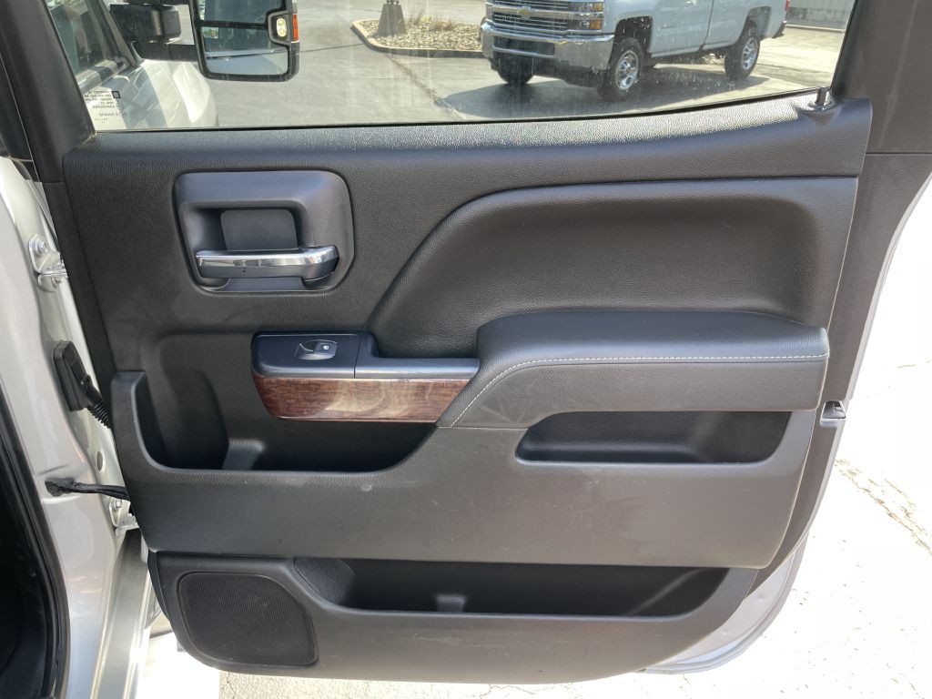 2018 GMC Sierra Image 14
