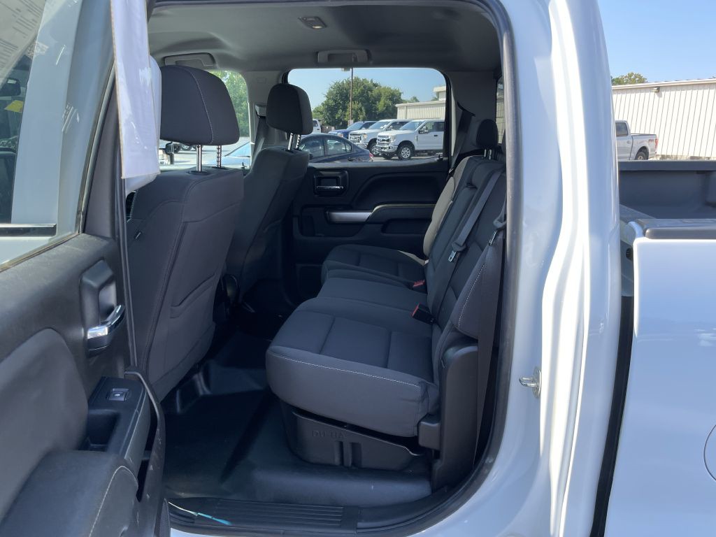 2018 Chevrolet Silverado 1500 Image 18