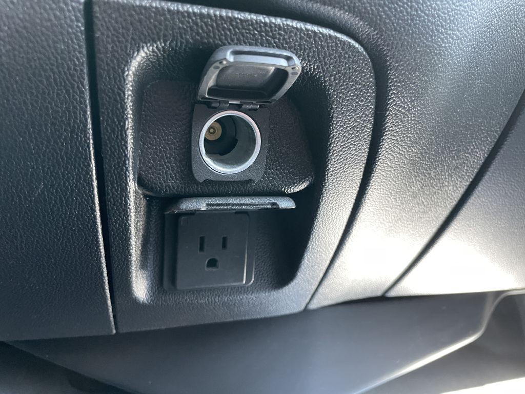 2018 Chevrolet Silverado 1500 Image 25