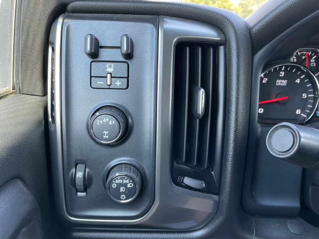 2018 Chevrolet Silverado 1500 Image 26