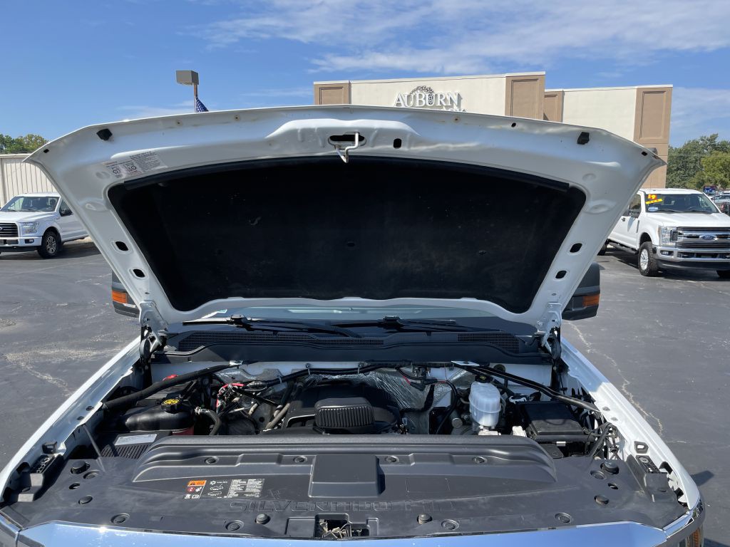 2018 Chevrolet Silverado 1500 Image 32