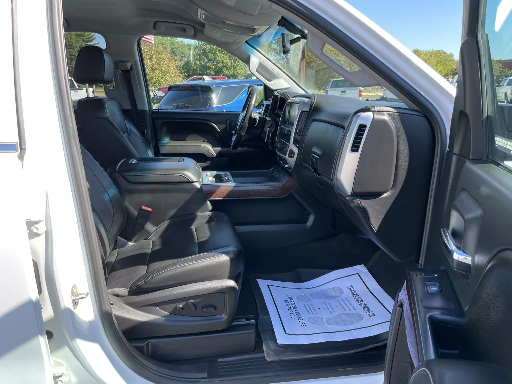 2017 GMC Sierra Image 14