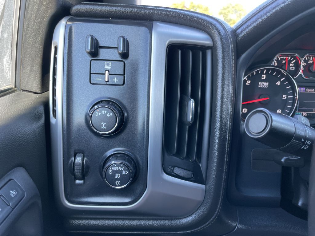 2017 GMC Sierra Image 25