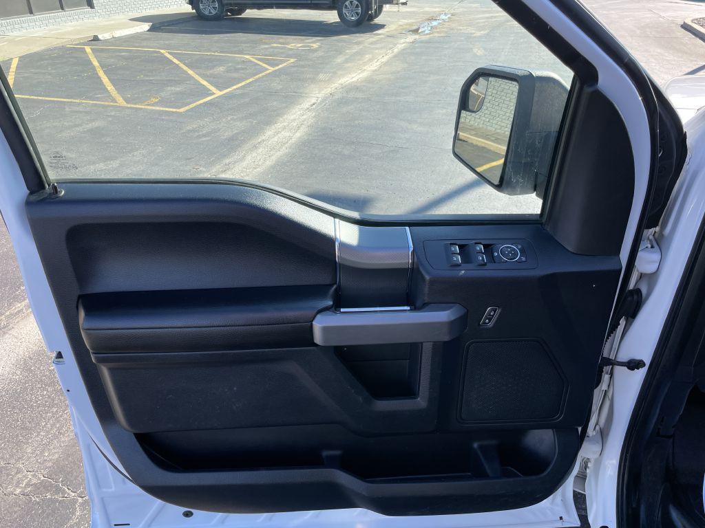 2016 Ford F-150 Image 9