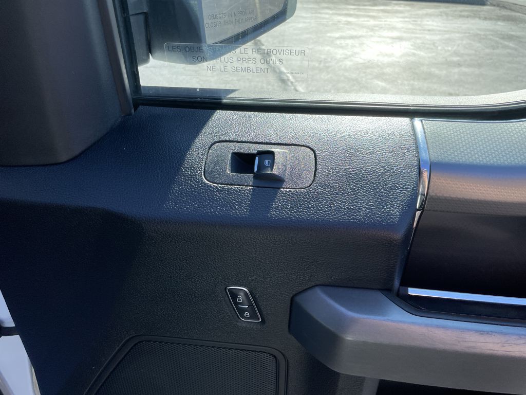 2016 Ford F-150 Image 13