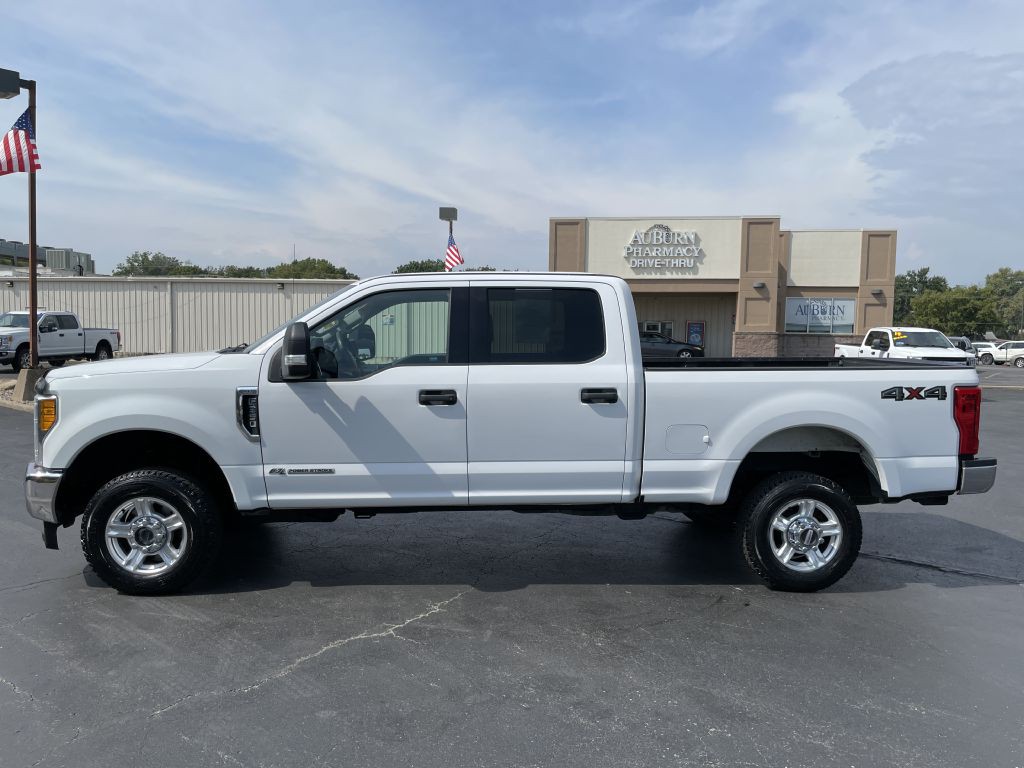 2017 Ford F-350 Image 4