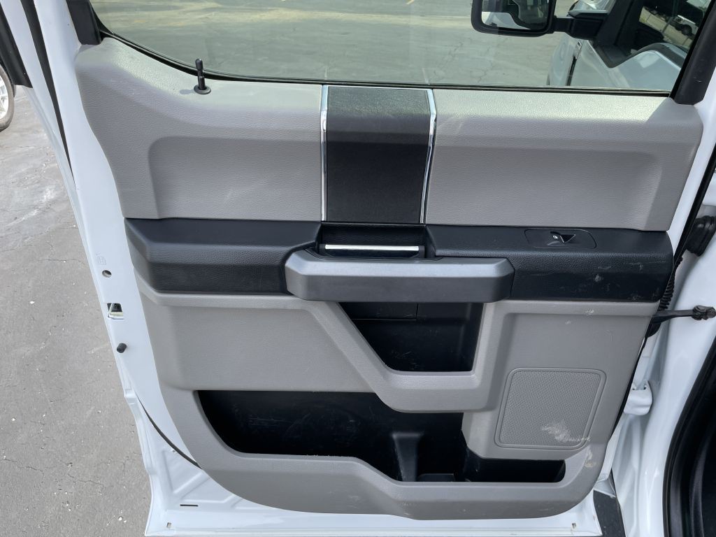 2017 Ford F-350 Image 17