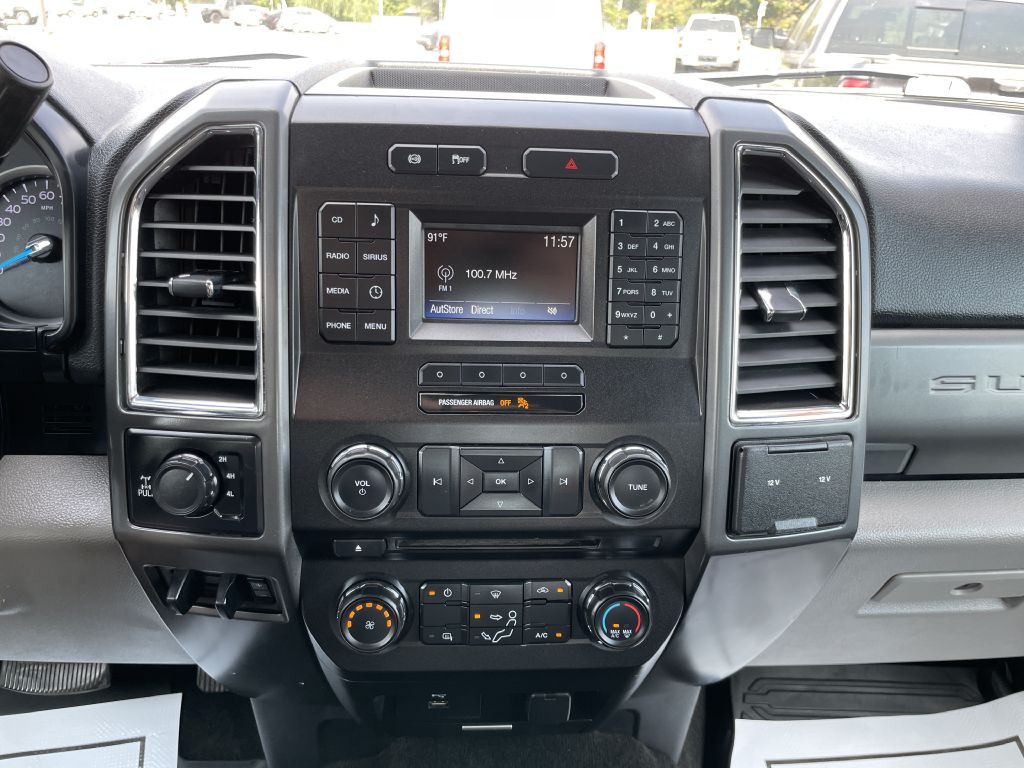 2017 Ford F-350 Image 19