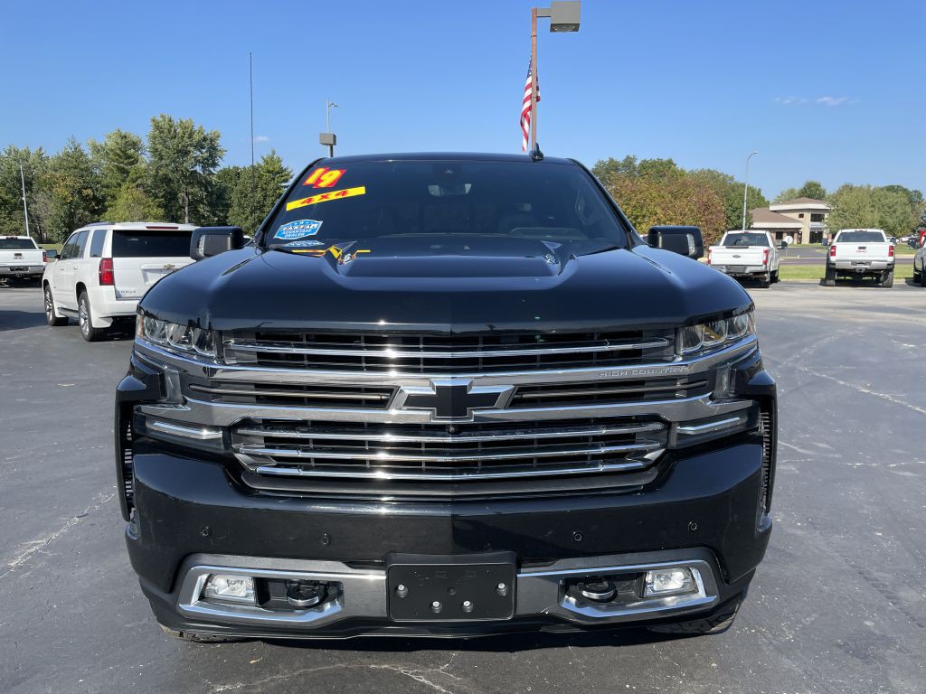 2019 Chevrolet Silverado 1500 Image 2