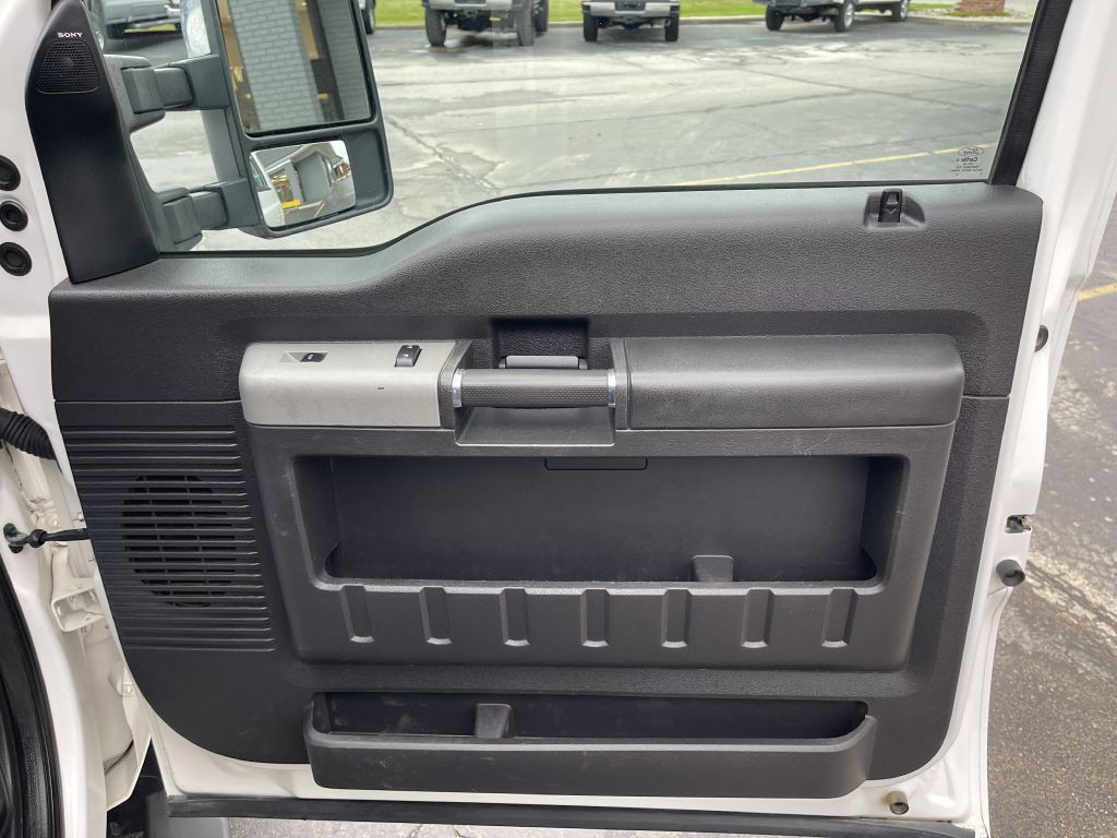 2015 Ford F-350 Image 12