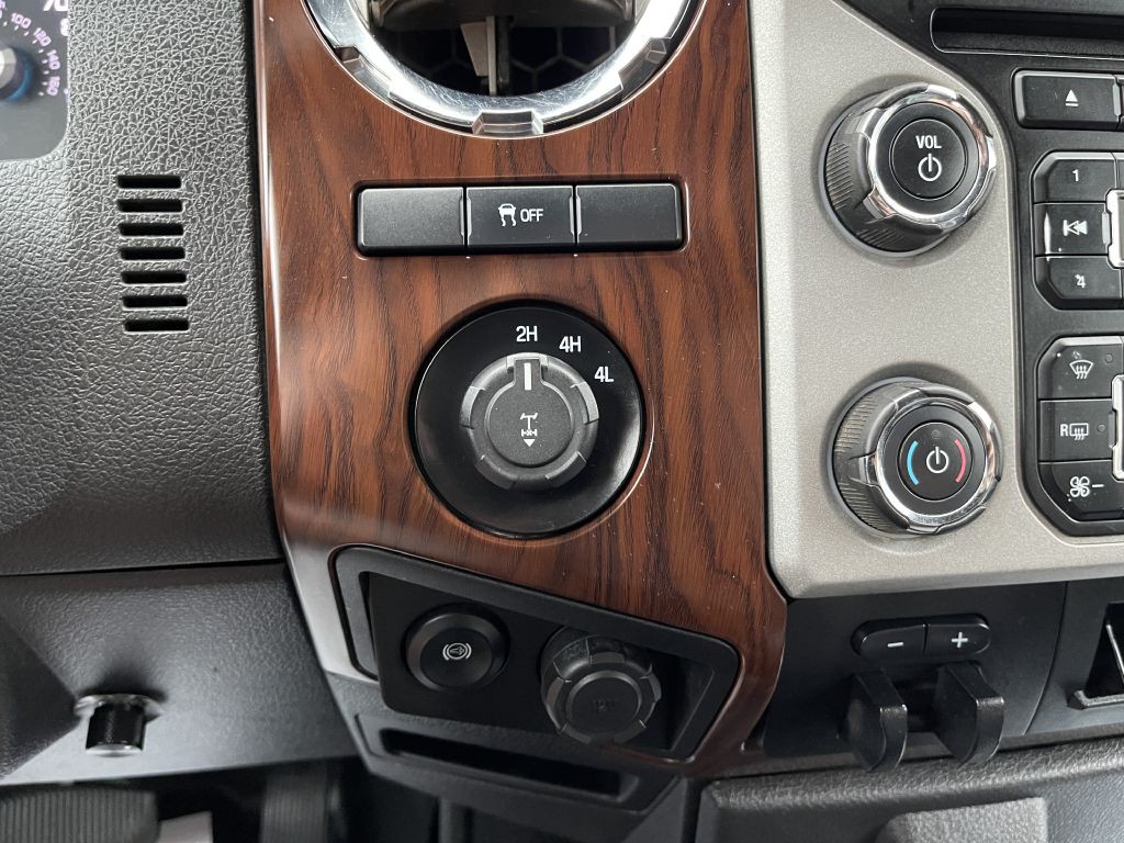 2015 Ford F-350 Image 20