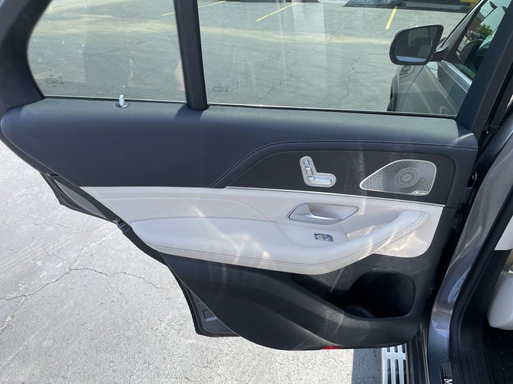 2021 Mercedes-Benz GLE-Class Image 18