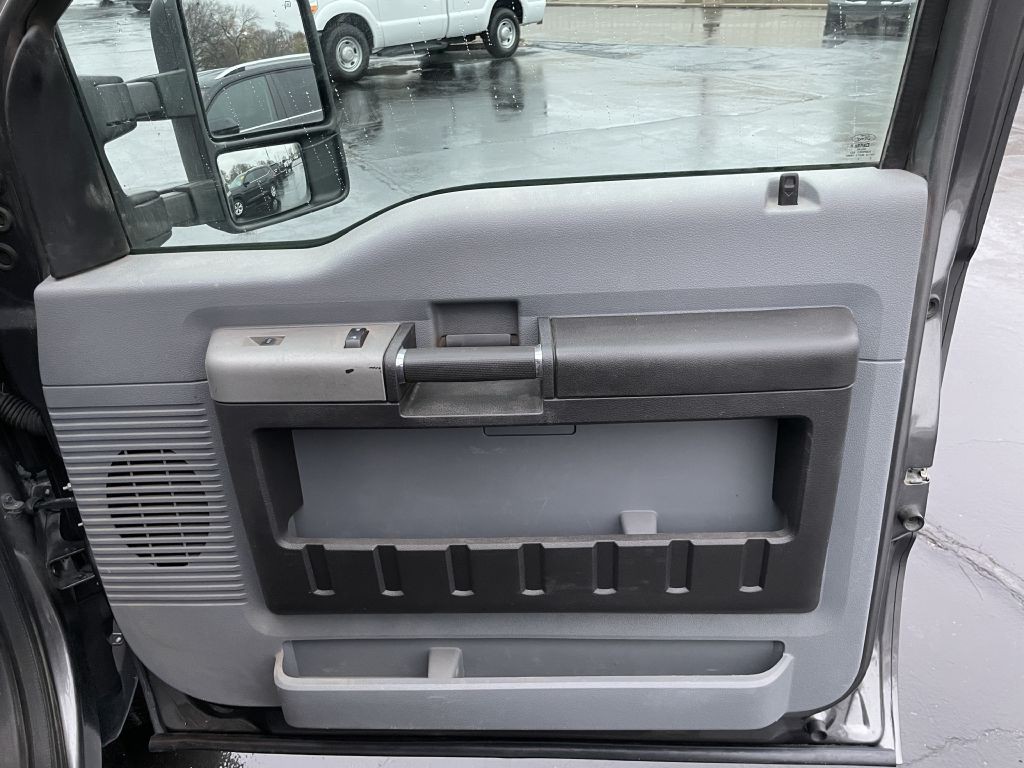 2013 Ford F-350 Image 12