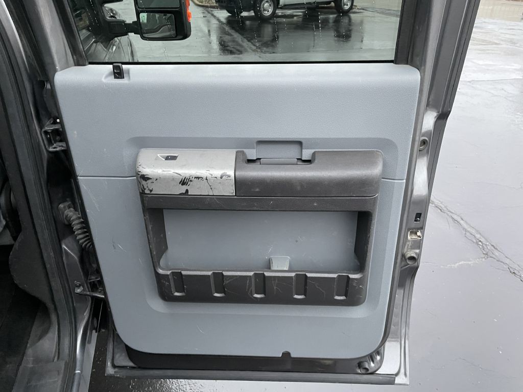 2013 Ford F-350 Image 14