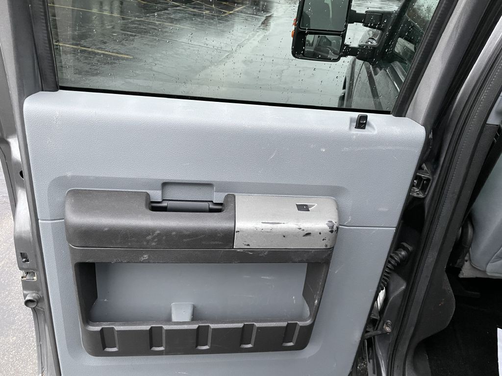 2013 Ford F-350 Image 16