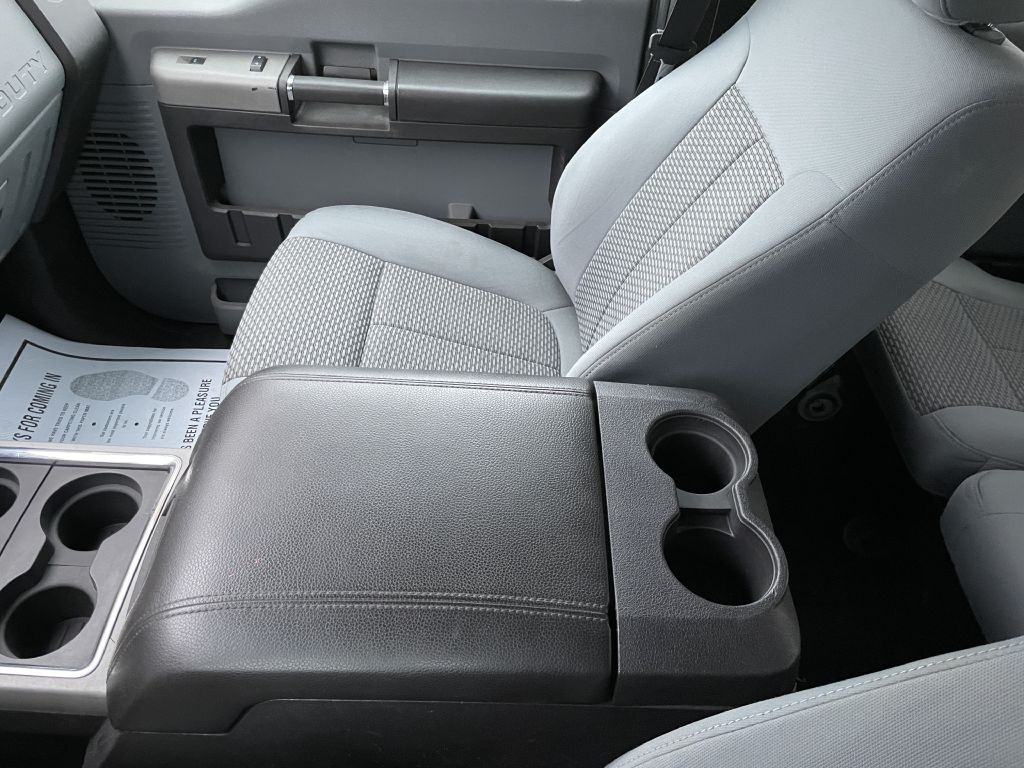 2013 Ford F-350 Image 23