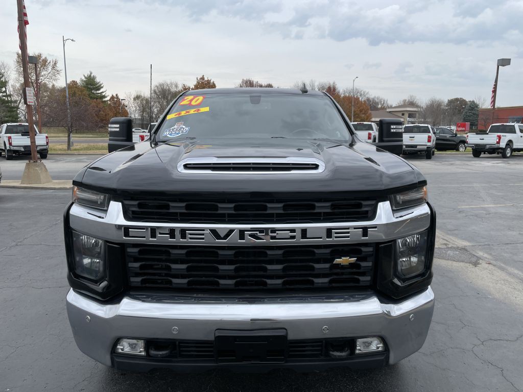 2020 Chevrolet Silverado 1500 Image 2