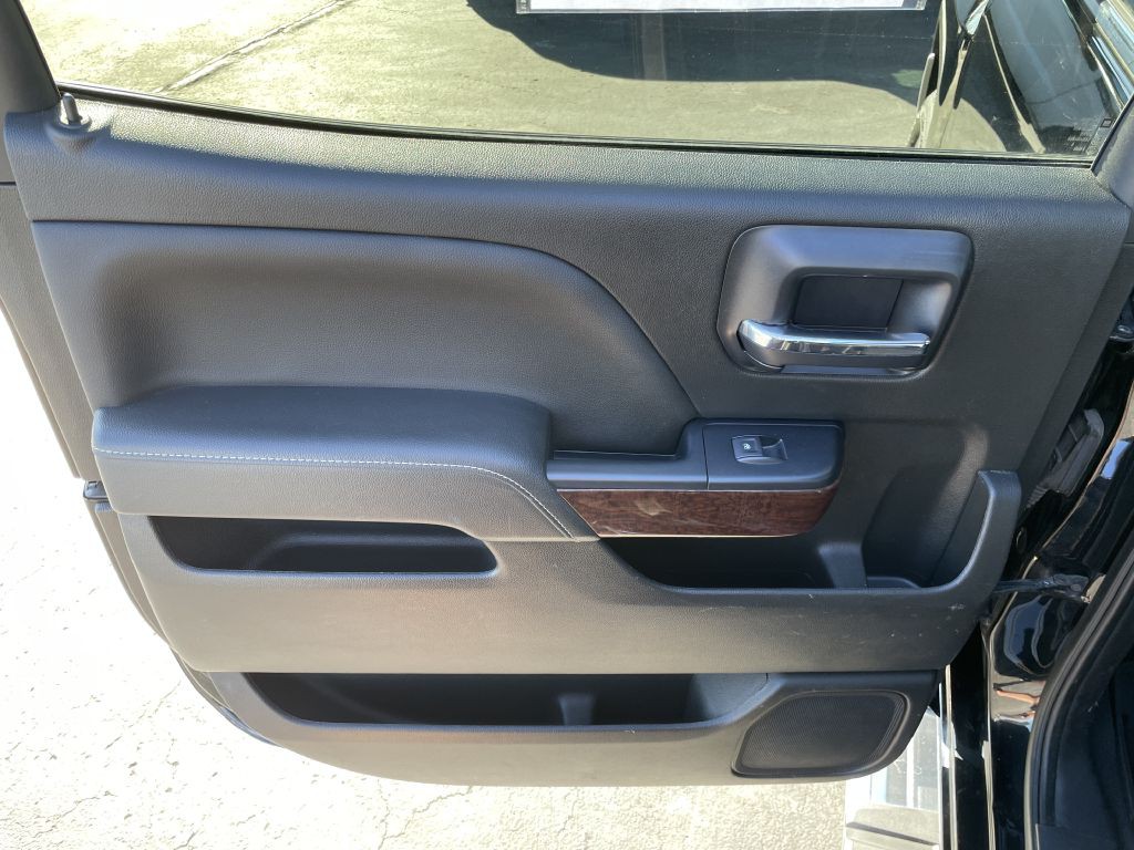 2018 GMC Sierra Image 16