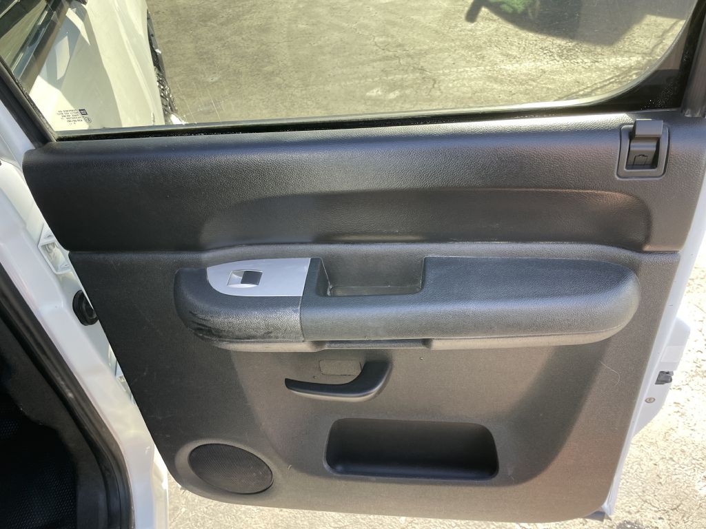 2011 GMC Sierra Image 13