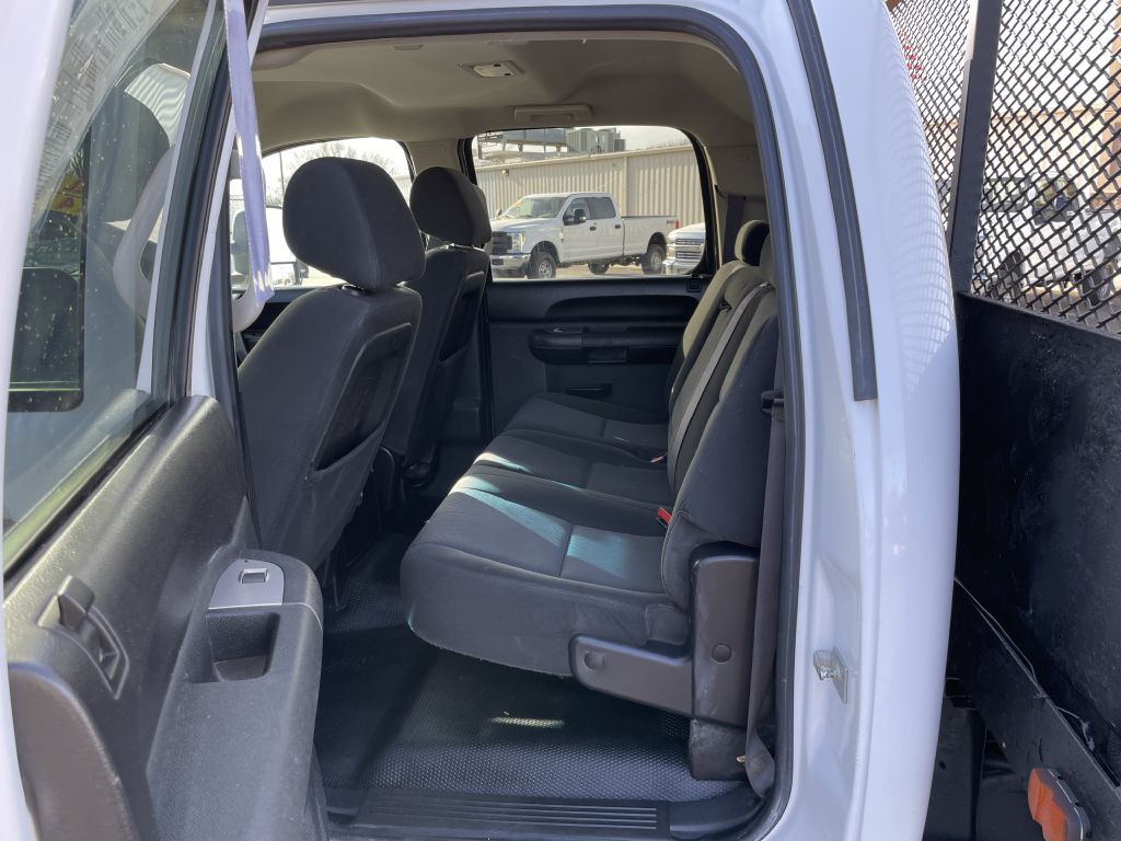 2011 GMC Sierra Image 16