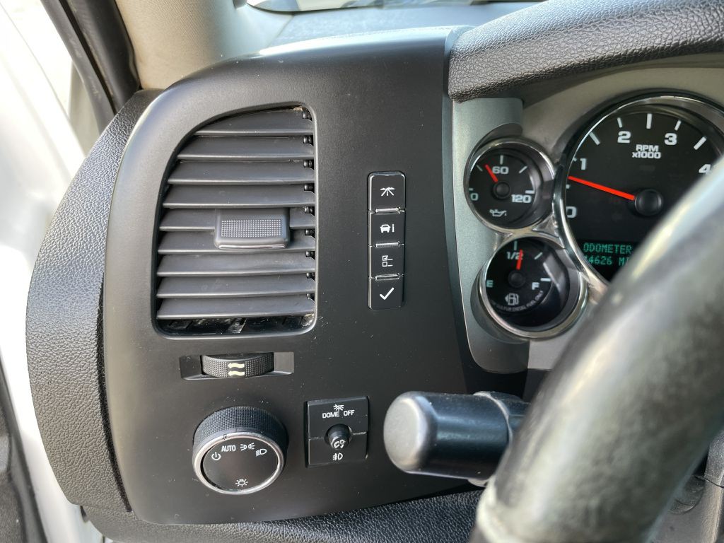 2011 GMC Sierra Image 19