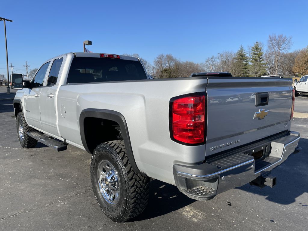 2017 Chevrolet Silverado 1500 Image 5