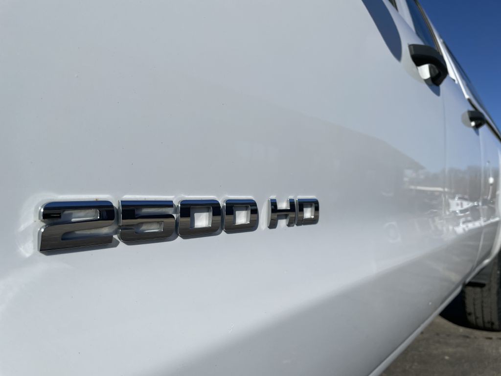 2017 Chevrolet Silverado 1500 Image 30