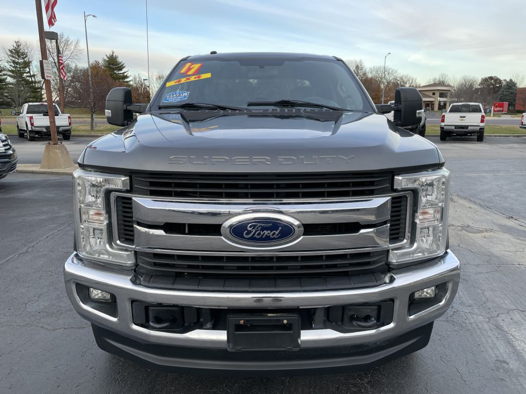 2017 Ford F-250 Image 2