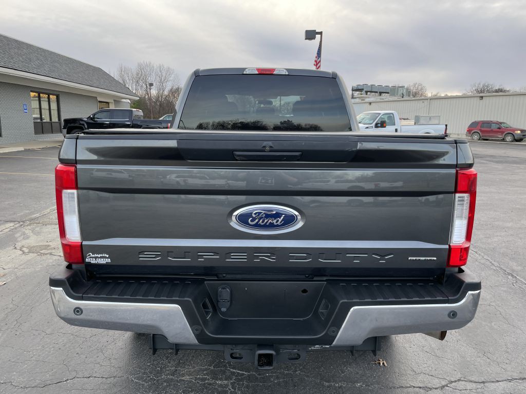 2017 Ford F-250 Image 6