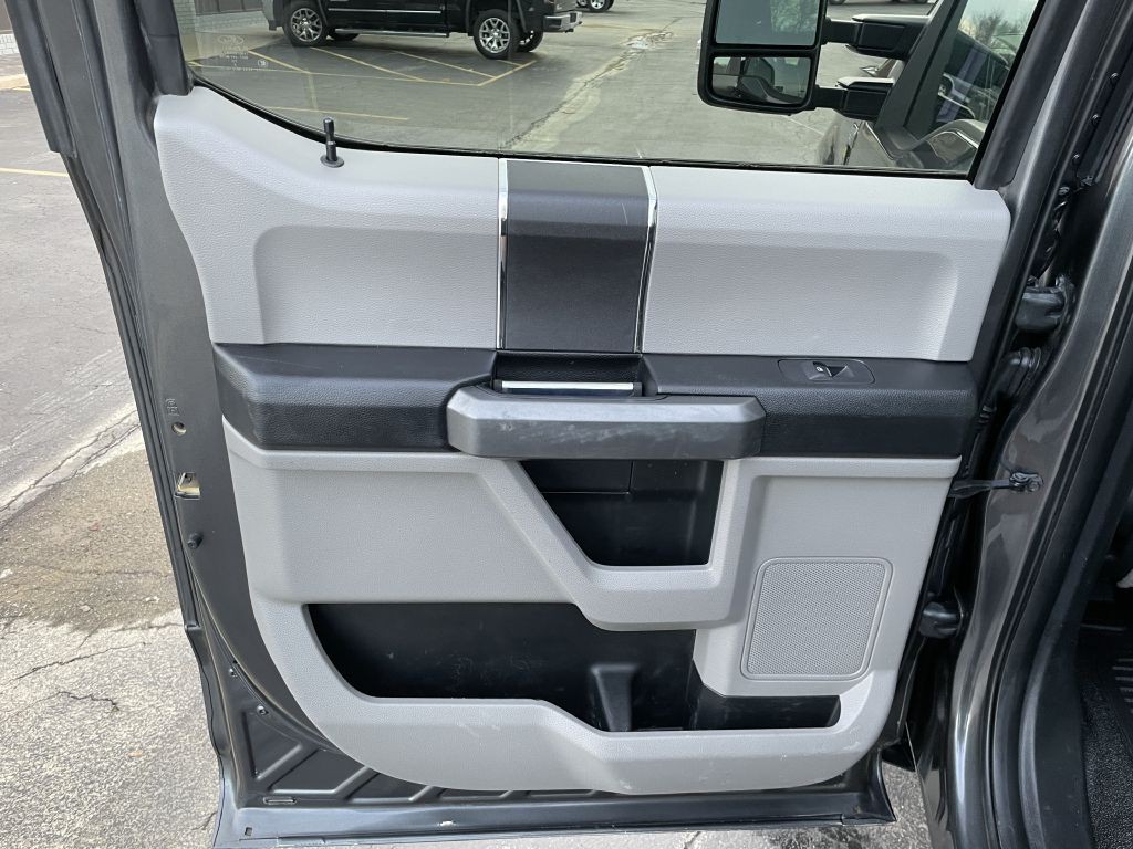2017 Ford F-250 Image 16