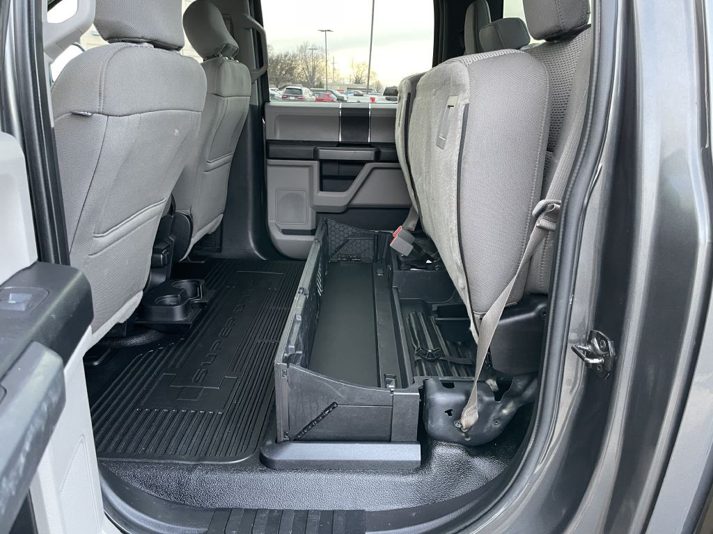 2017 Ford F-250 Image 30