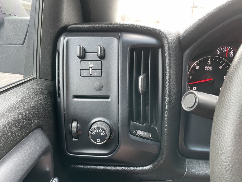 2017 Chevrolet Silverado 1500 Image 23