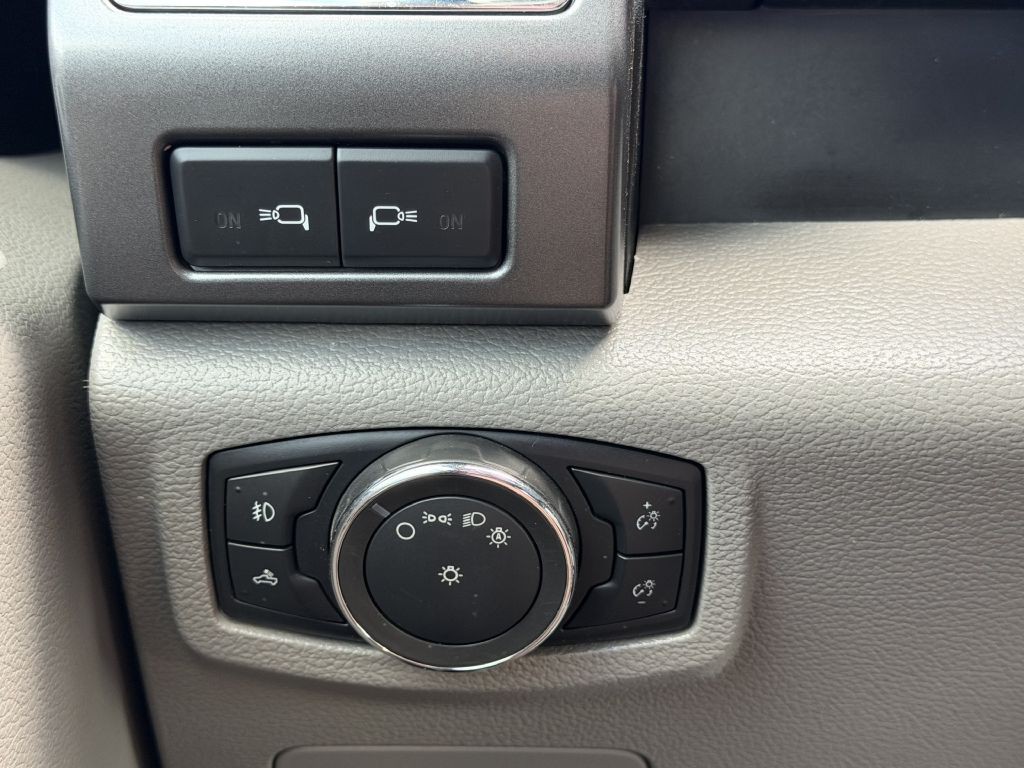 2016 Ford F-150 Image 25