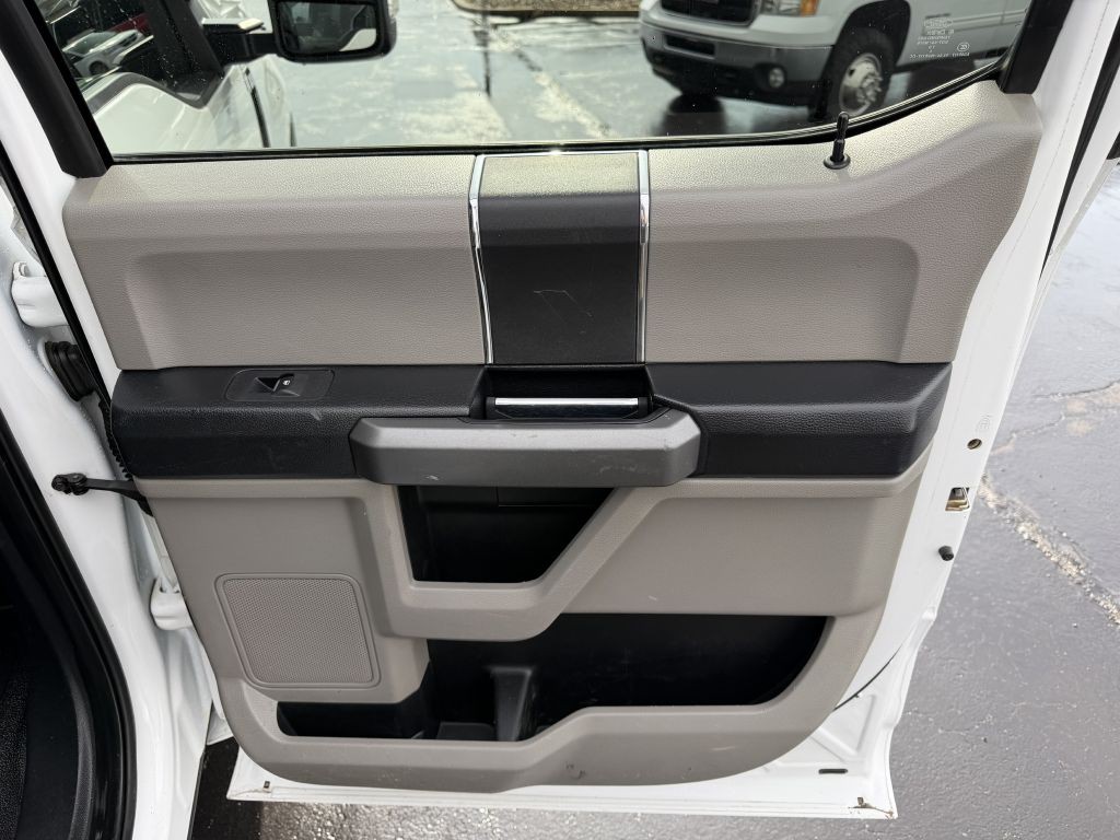 2017 Ford F-350 Image 14