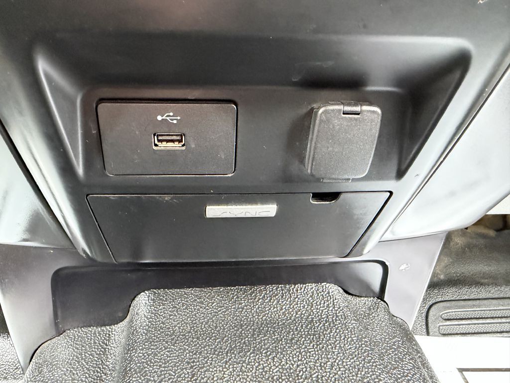 2017 Ford F-350 Image 21