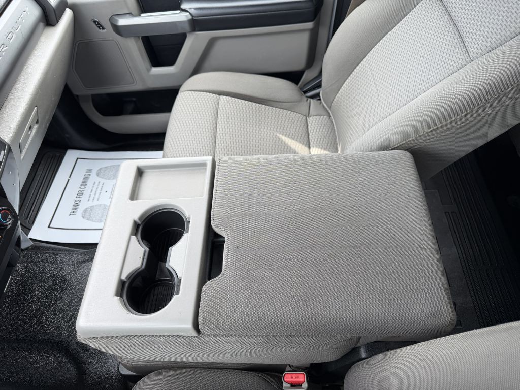 2017 Ford F-350 Image 22